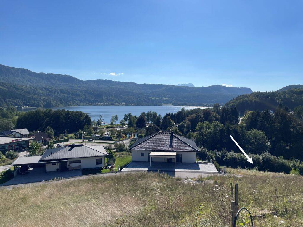 SEEBÜHNE - Keutschach, Traumhaftes Grundstück mit Seezugang und Panoramablick.