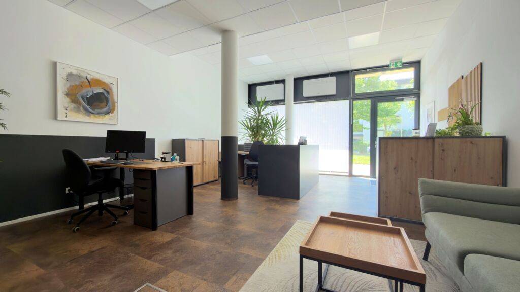 Moderne, neuwertige und top ausgestattete Bürofläche in guter Lage mit Tiefgaragenstellplatz.