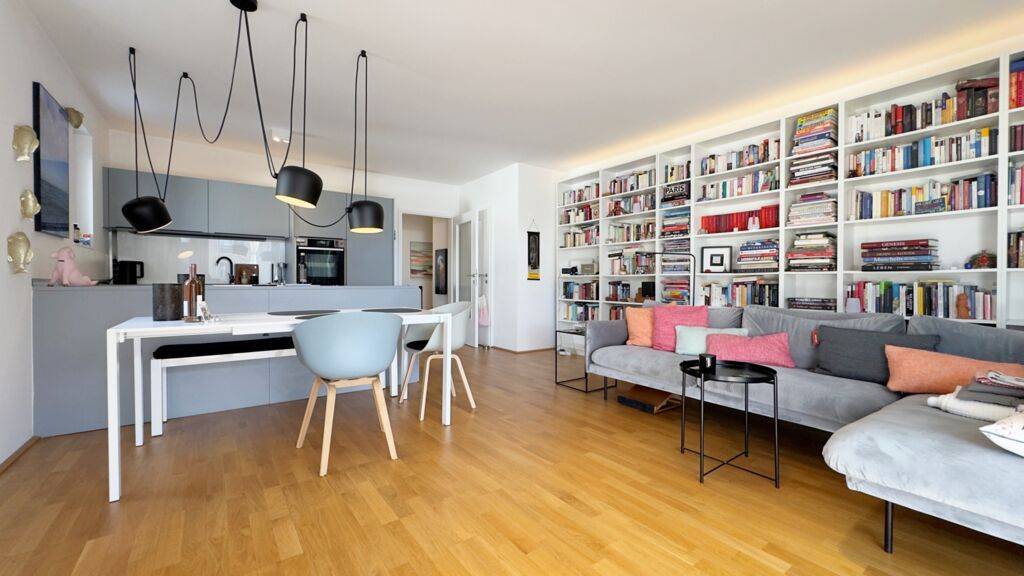 Waidmannsdorf - Gepflegte und gut aufgeteilte 4-Zimmer-Wohnung mit Tiefgaragenstellplatz.