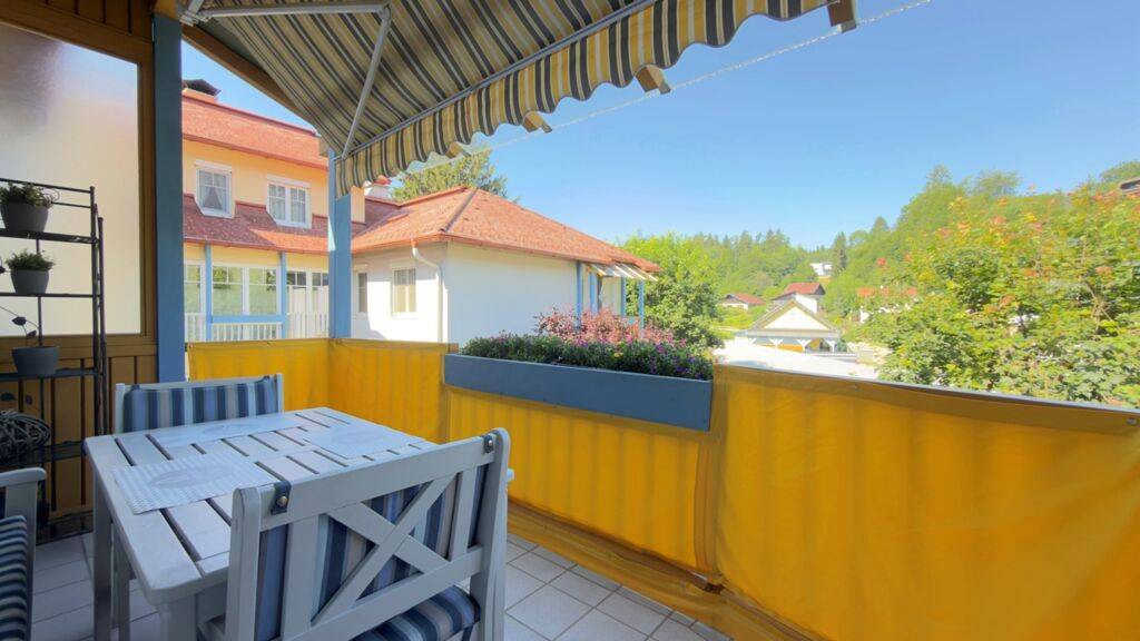Ländlich gelegene, gepflegte 4-Zimmerwohnung mit Carportstellplatz in Karnburg.