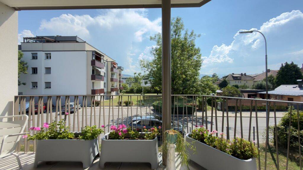 RUHIGER WOHNEN. Top 2/5 | NEUBAU | 2-Zimmer-Wohnung mit Balkon und KFZ-Stellplatz.