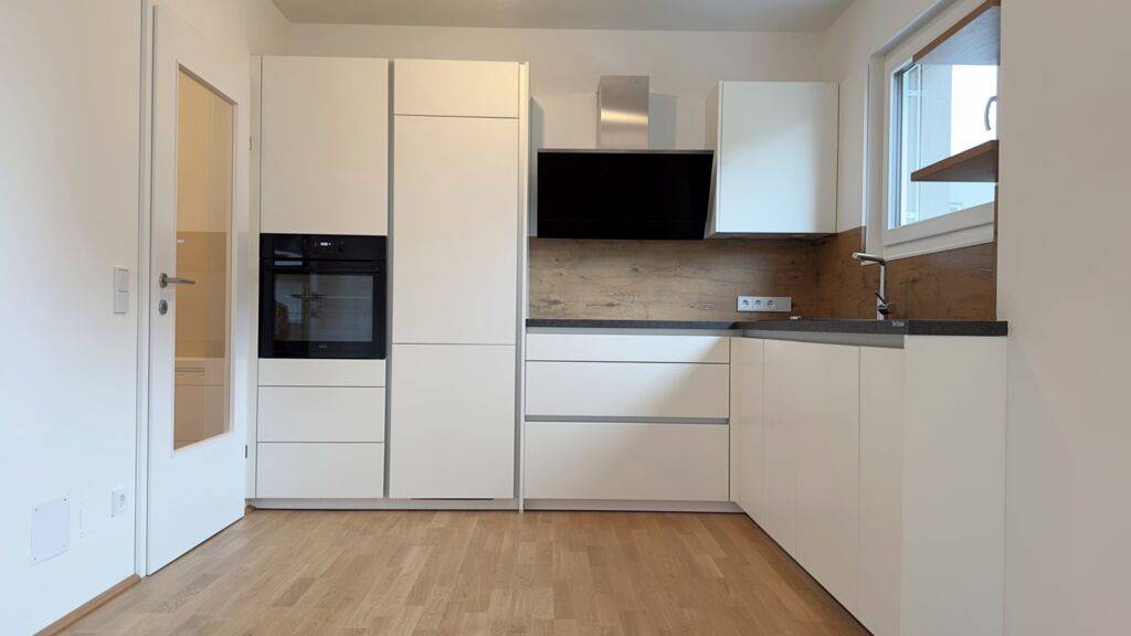 BLATTGOLD TOP E05 - NEUBAU | 2-Zimmer Wohnung mit Ostbalkon und TG-Stellplatz in Klinikumnähe.