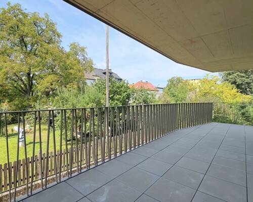 RUHIGER WOHNEN. Top 1/4 | NEUBAU | 3-Zimmer-Wohnung mit Terrasse und KFZ-Stellplatz.