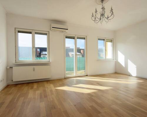 Gepflegte 3-Zimmer-Wohnung mit Garagenbox in unmittelbarer Zentrumsnähe.