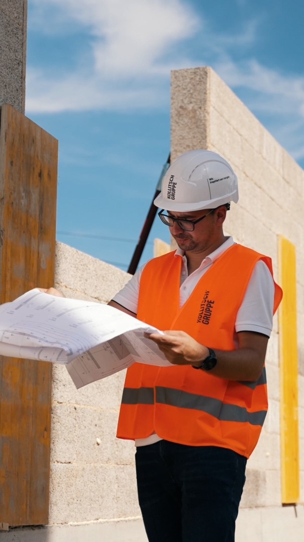 Profilbild Kollitsch Mitarbeiter auf Baustelle