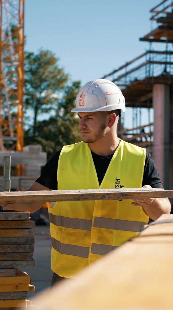 Profilbild Kollitsch Mitarbeiter auf Baustelle