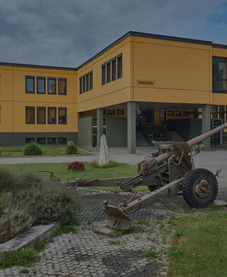 Landwehrkaserne in St. Michael.
