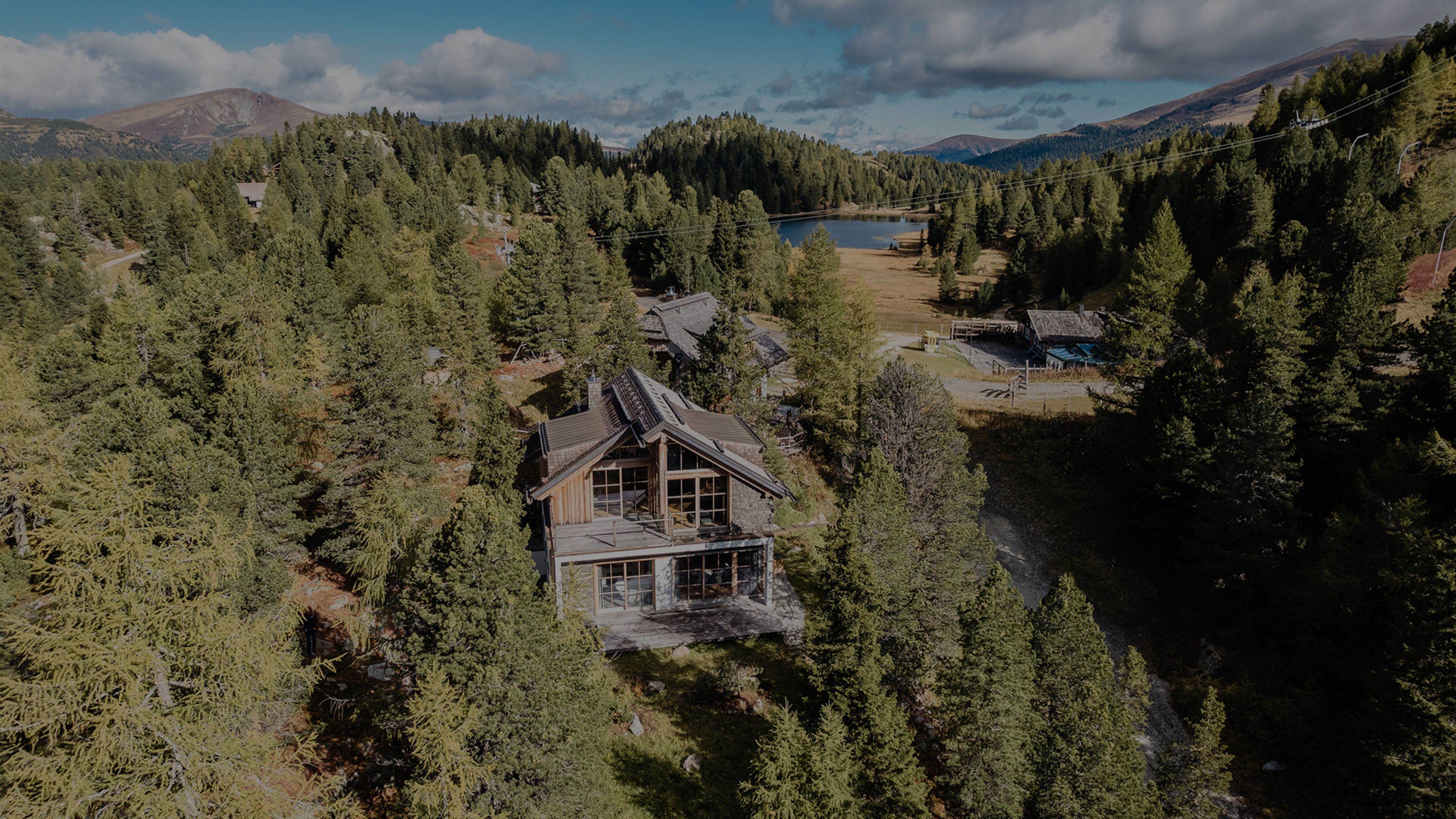 Modernes Landhaus im Wald